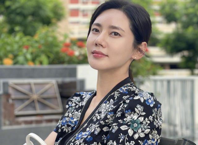 于晓光|秋瓷炫被指强行秀恩爱，粉丝呼吁姐姐独自美丽，于晓光口碑翻身难