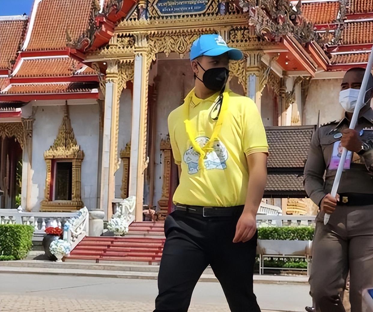 提帮功回国营业出席活动，接替帕公主面对镜头，储妃或将捏一把汗