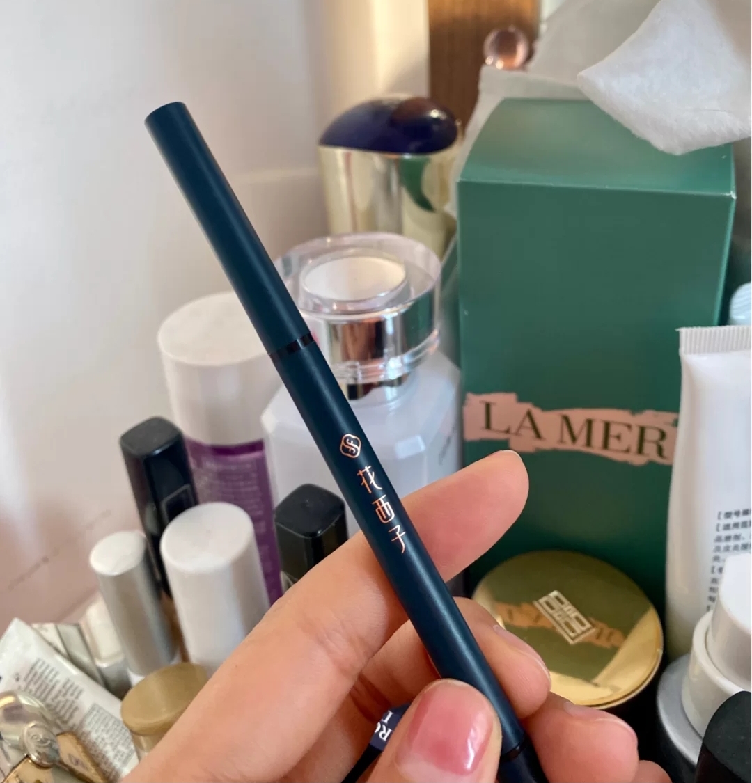 化妆品 点名批评!孕期还用三无产品?这些野生化妆品,可能在摧毁你的脸