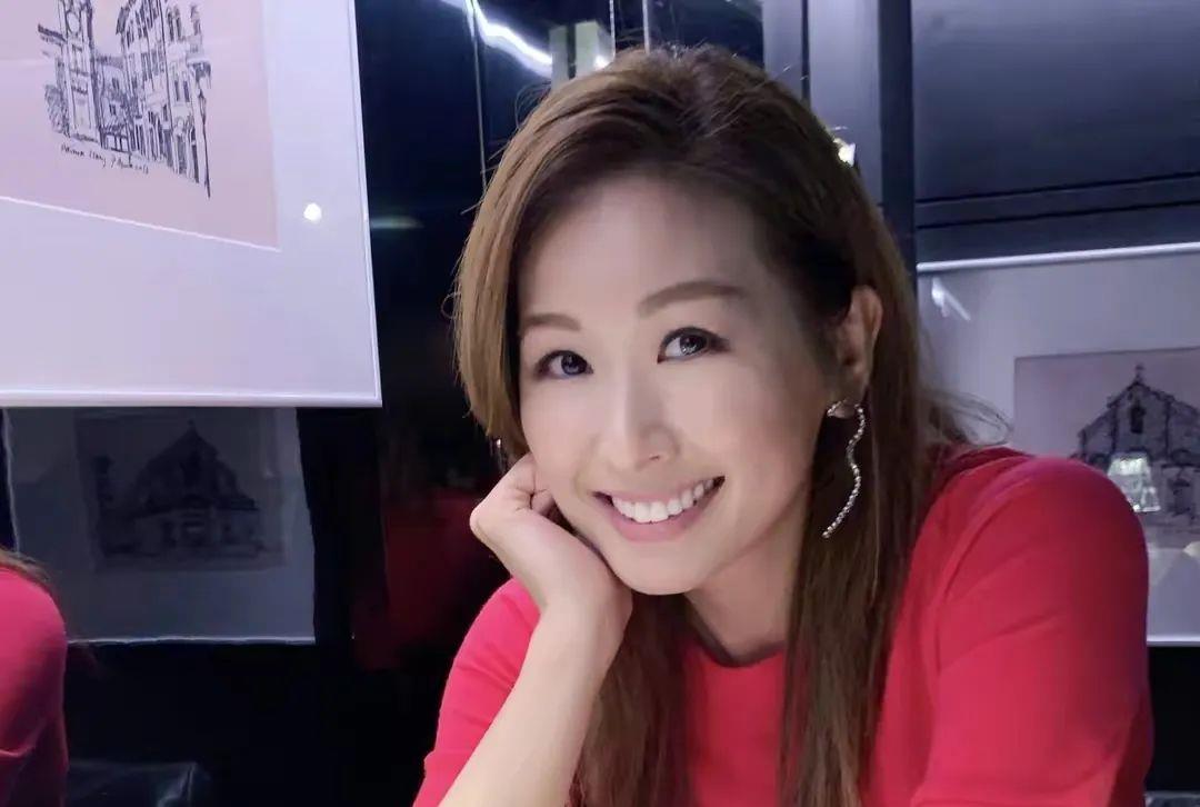 赵希洛|TVB女星出身豪门却做多年配角，获奖遭父亲泼冷水，坦言打击很大