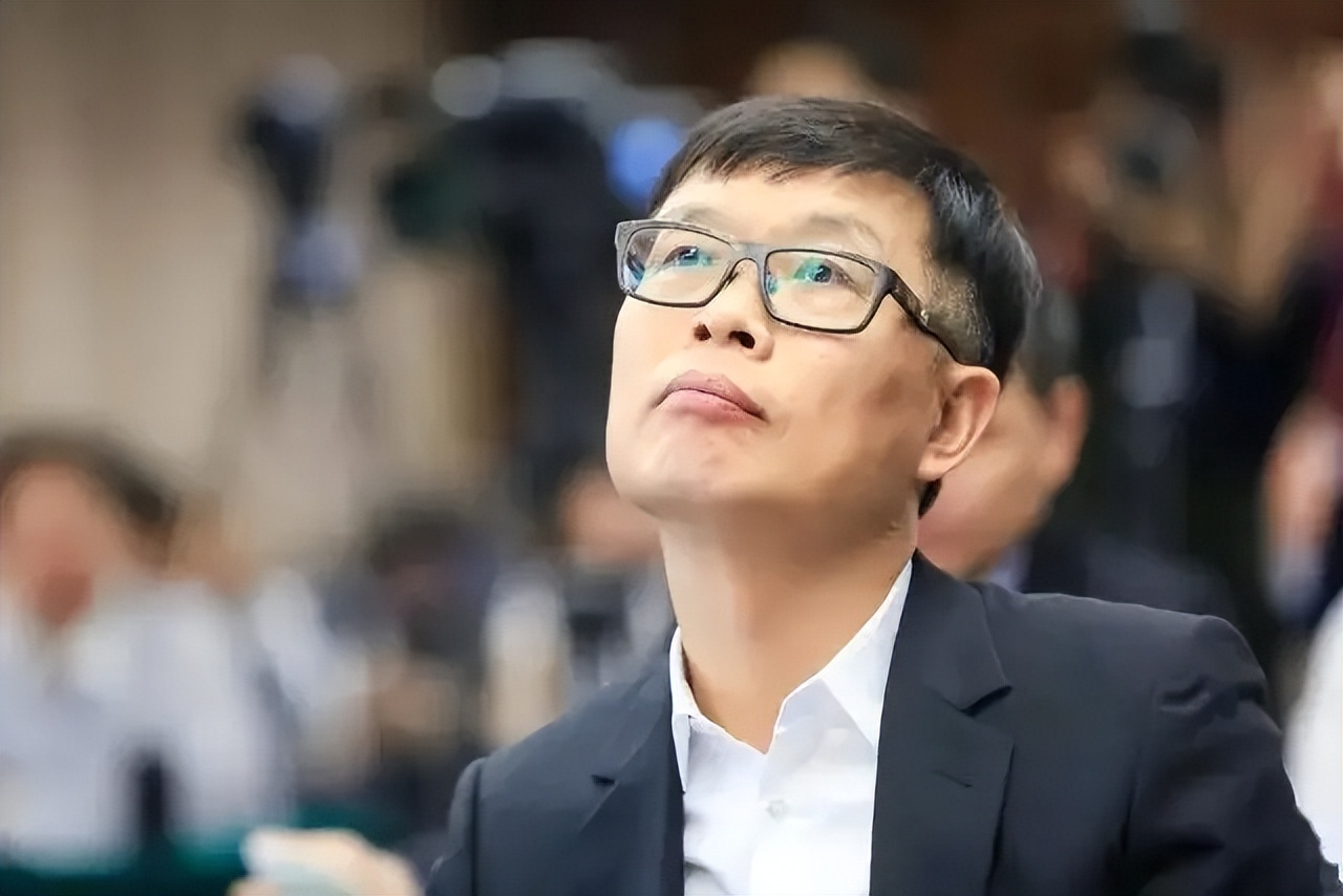 裁员50%？美的帝国大厦开始“掉砖”还是“晃动”？