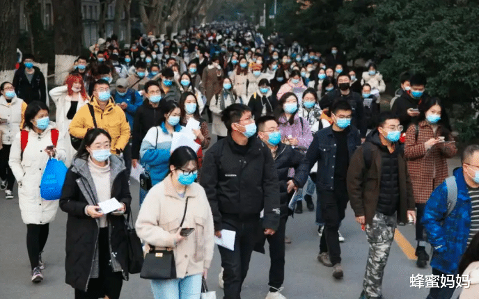 大学|这4个专业毕业后就业相对容易,薪资也比较可观,22届考生可参考