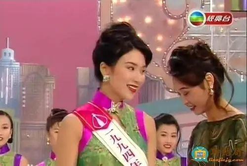 张可颐|“迟到女王”张可颐的嚣张跋扈史：天若要其亡，必先让其狂