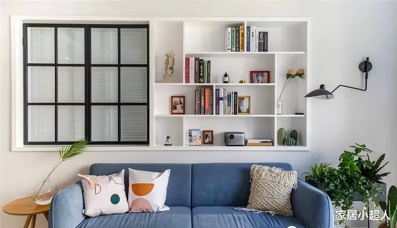 沙发还在靠墙放？太过时了！换个地方就能又美又实用，超简单！
