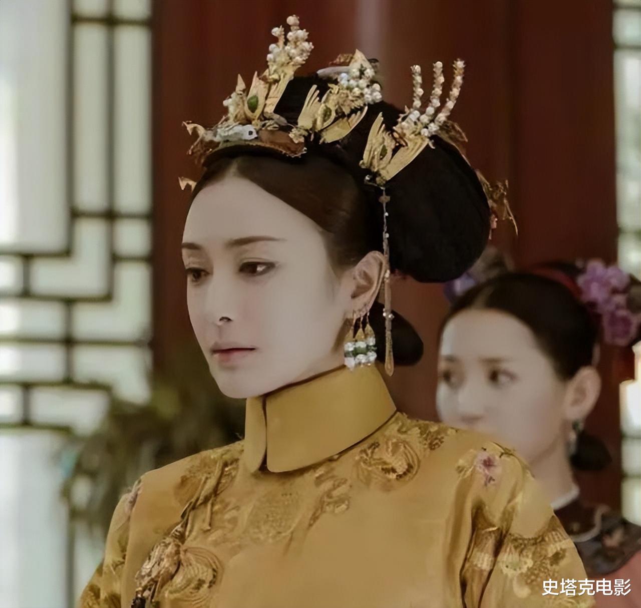 秦岚|谁说中年女演员无戏可演,43岁秦岚演少女,而且演一部爆一部