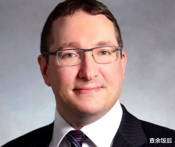 房价|加拿大BMO银行高管:加拿大房价不跌两位数不算完!跌20%才算正常