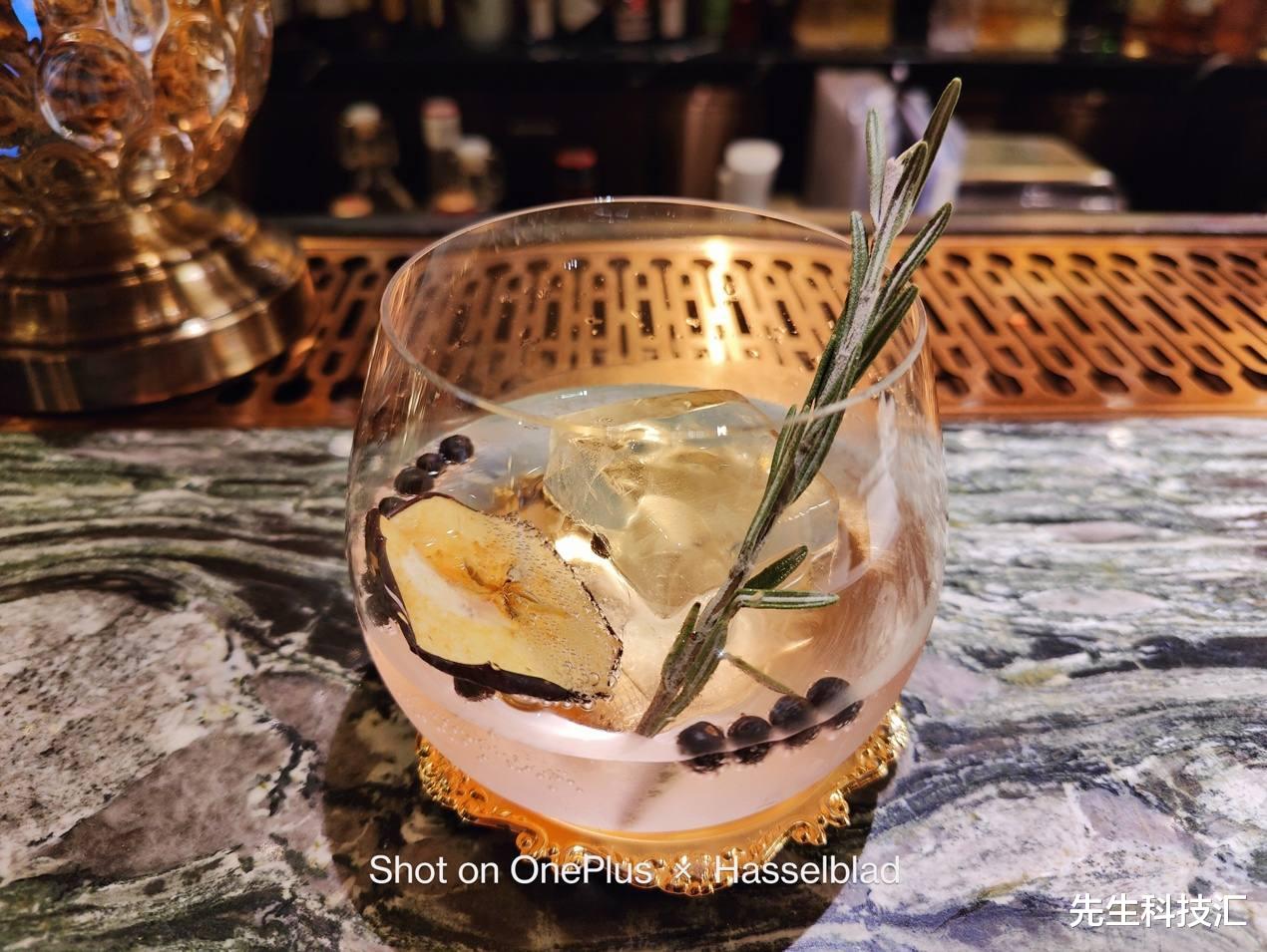 一加科技|上手体验一加10 Pro,争议中诞生的旗舰手机