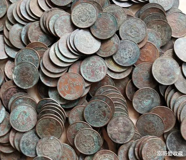 古钱币|市场上还有收古钱币的吗?值钱吗?