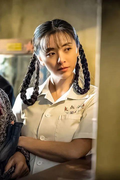 护肤 40+又如何？活成她这样自然没在怕的