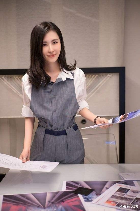 田朴珺|田朴珺怒了?被传3.8亿出售豪宅,疑朋友圈回应:别侮辱我的品味