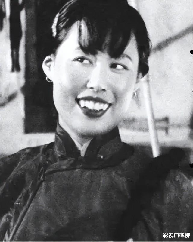 斯琴高娃|羊胎素事件不算大,斯琴高娃恐怕最后悔的就是认识袁立