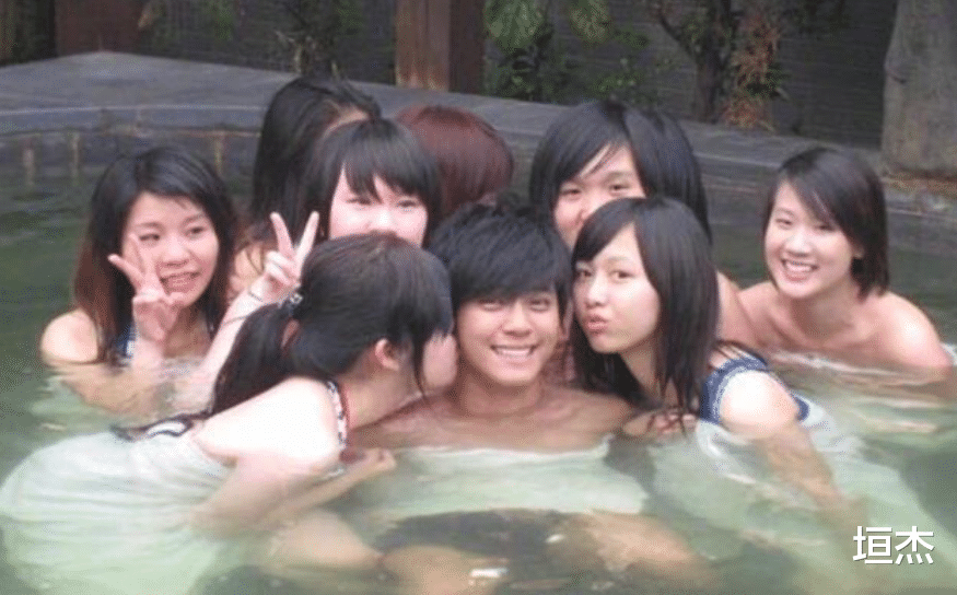 罗志祥|罗志祥的倔强,当年他有多风光,如今就有多狼狈