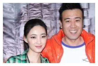 王丽坤|因“夜光麻将”暴露插足于和伟？被骗228万的王丽坤，现在如何了