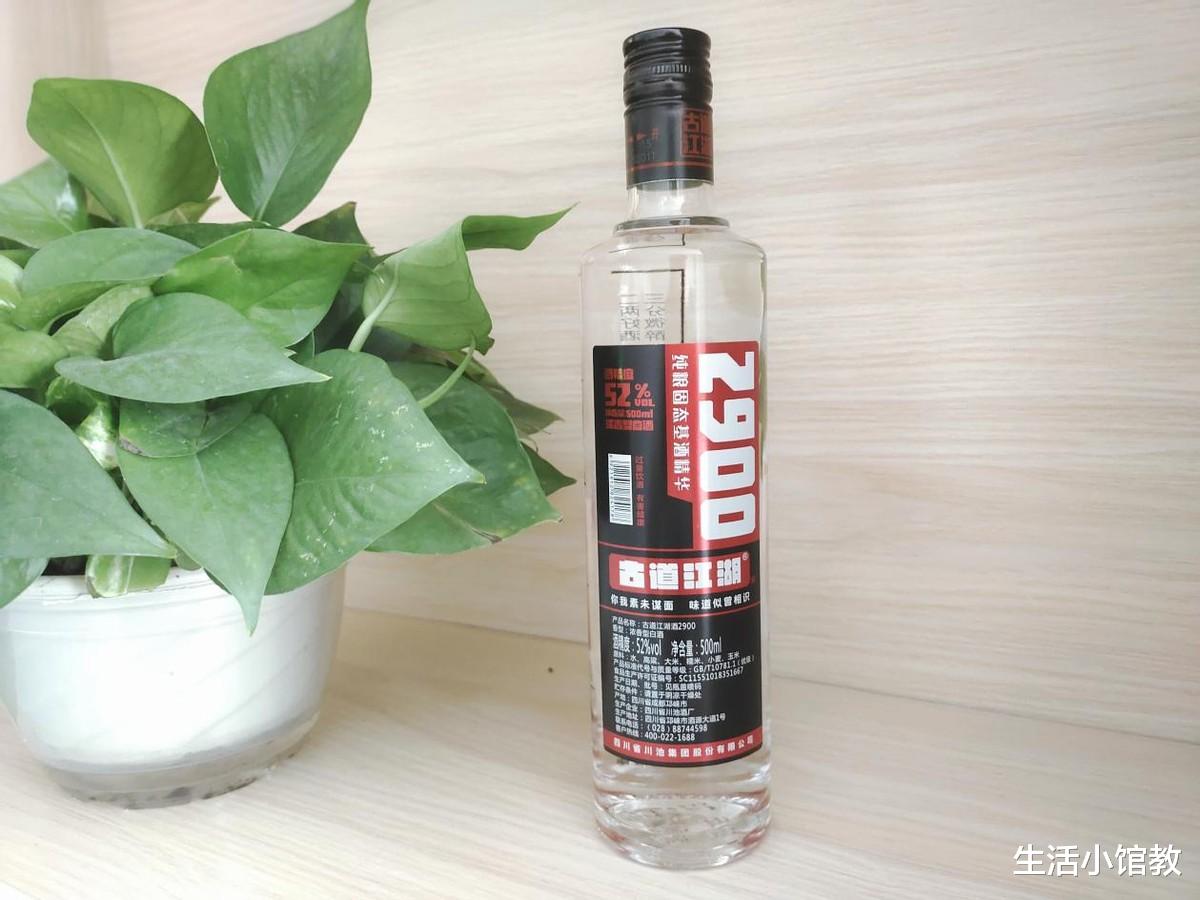 江苏一大爷捡破烂,翻出5个老茅台空瓶,却卖出“高价”,为何?