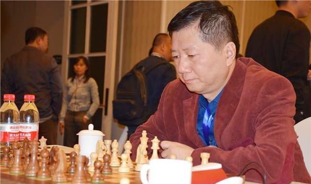 国际象棋|不顾家人反对远嫁中东，宣扬伊斯兰文化遭抨击，女棋后后来如何？