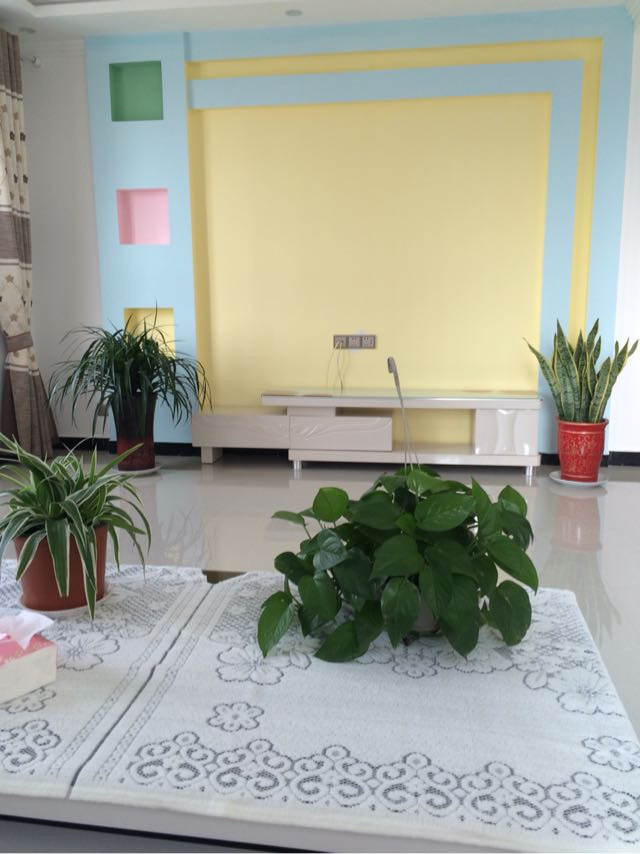 婆婆进城和我们同住，刚装修的新房瞬间变成农村房，我都不想住了