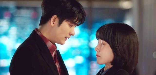 非常律师禹英禑|《禹英禑》太火爆，热潮效应不断！「禹英禑症候群」你中了几项？