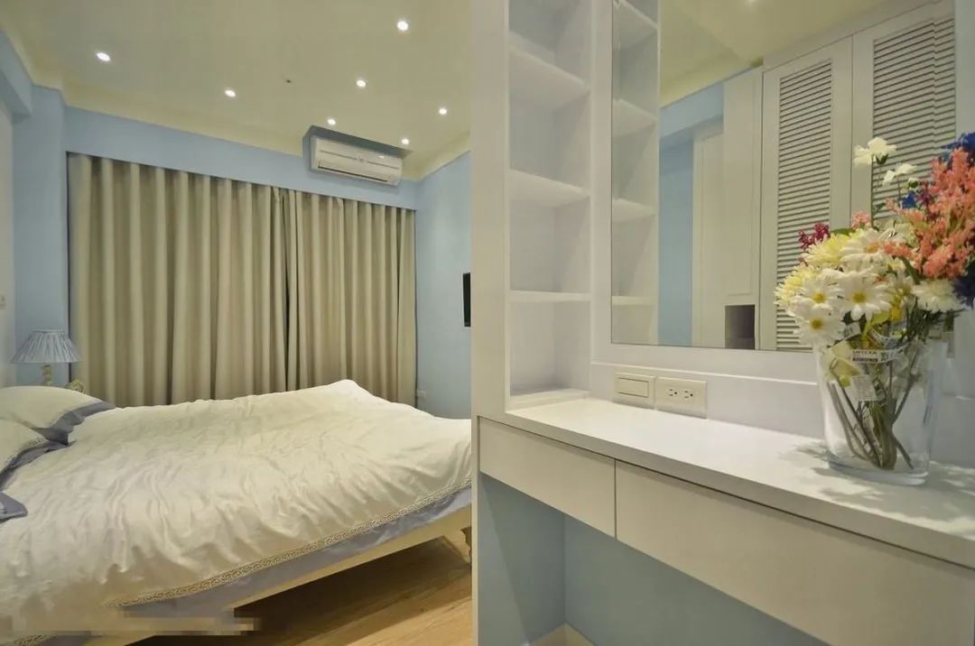 小小50平也装修出2居室，看着这温馨的蜗居，老婆感动哭了