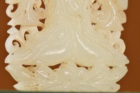 和田玉籽料|清 和田玉籽料观音雕件