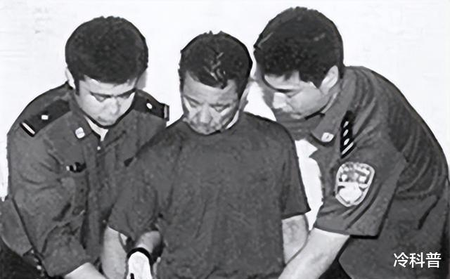 2003年，锦州惊现变态双面人，女性被杀后凶手进行“各种侮辱”