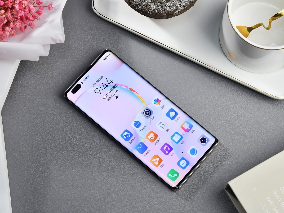 荣耀|荣耀爆款直降1200元,OLED双曲屏+1亿,开启清仓模式比618还便宜