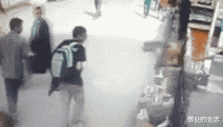 安卓|“苹果用户认为安卓系统,时间一长就卡?”神评厉害了!