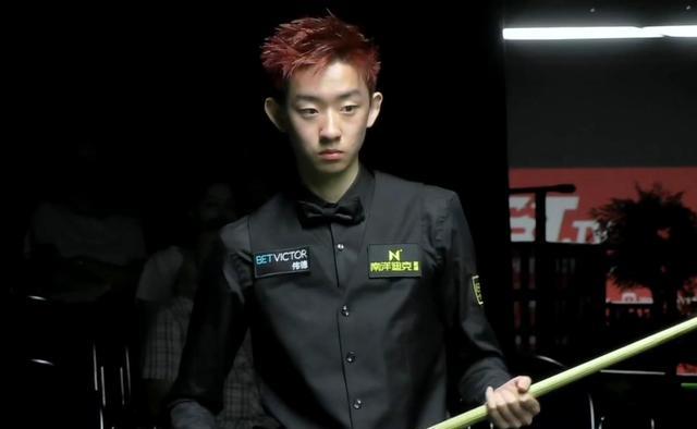 |中国斯诺克小将迎来18岁生日,后备力量充足,新赛季冲刺好成绩!