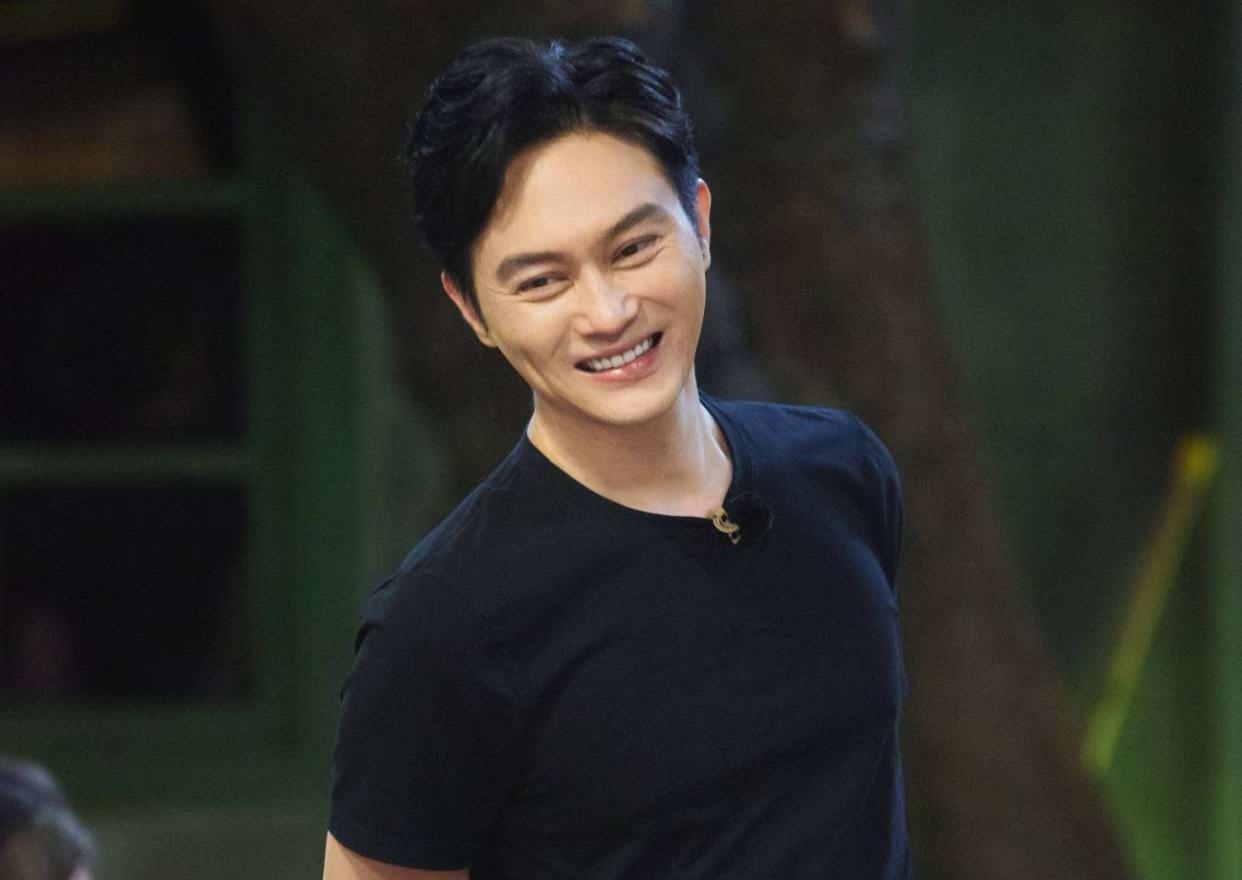 吴克群|《披哥2》五公7首歌曲,张智霖陈小春现场剃头,吴克群个人独唱