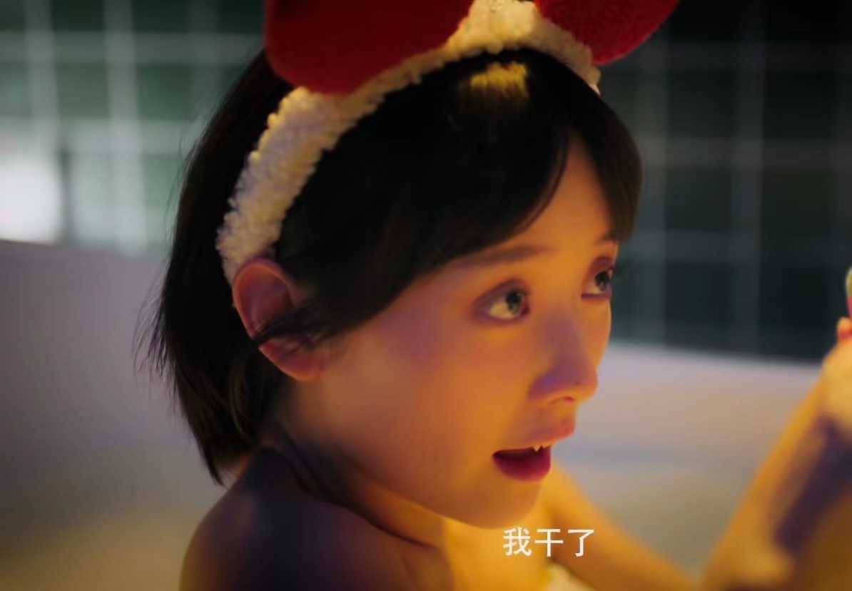 双世萌妻|开播拿下热搜榜第一，《双世萌妻》剧情过瘾，鹅厂又甩出硬核王炸