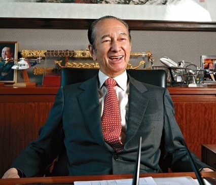 夏雨|何鸿燊有一笔隐形资产,价值超百亿,为何不留给最宠爱的梁安琪