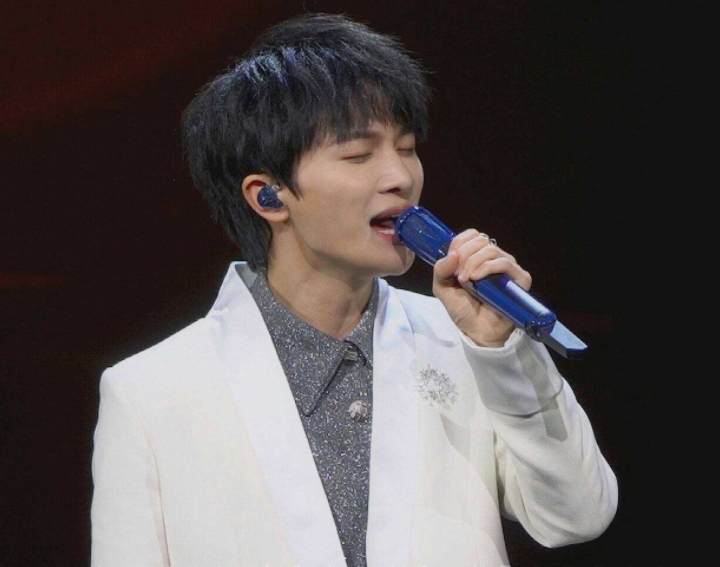 周深|3位年轻唱将，3档音综！华晨宇，周深，阿云嘎你更喜欢谁？