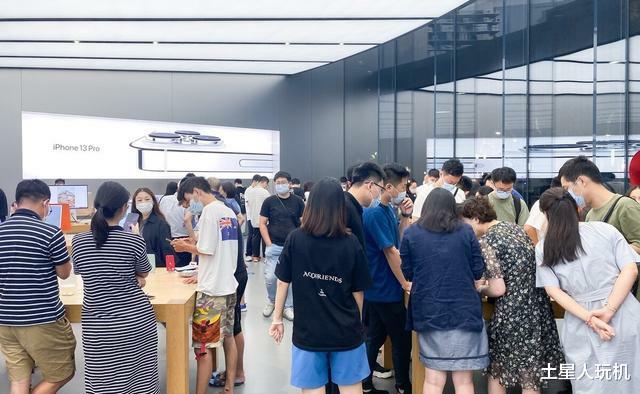 运营商|苹果卡贴机是什么意思？