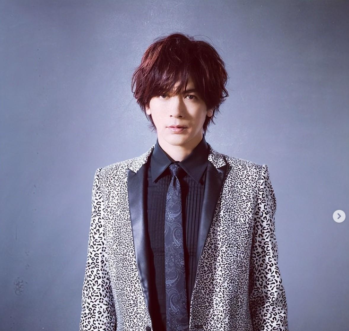 富二代|盘点10位不靠爸的日本富二代男星，家世背景大有来头