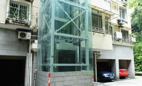 当初坚持加装电梯的高层业主,已经开始后悔:5个麻烦已经暴露