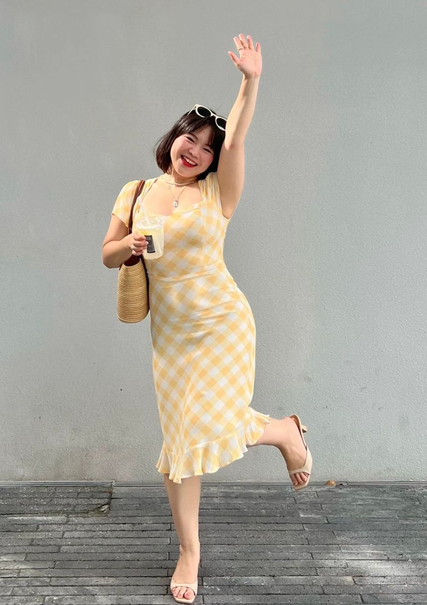 建议身材丰满的女人:夏天穿衣记住这“3要3不要”,更优雅高级