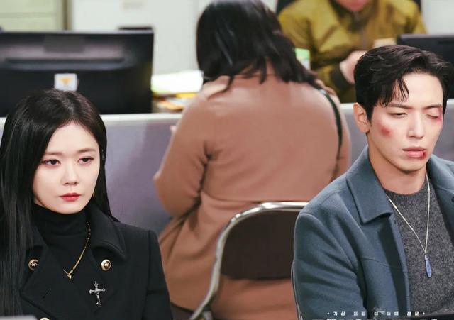 吴仁范|韩剧童年女神,再次复出饰演“驱鬼师”!