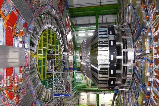 百位科学家通过唤醒协作实现对等离子体中质子束团不稳定性的控制
