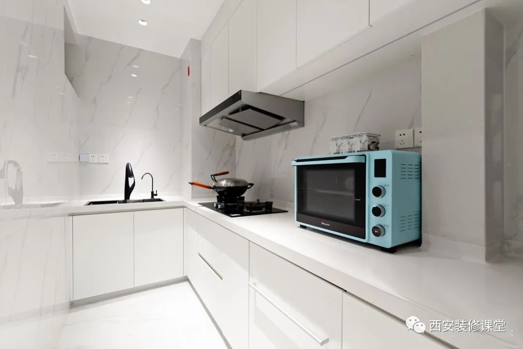 70m2一室变两室,三口简约之家