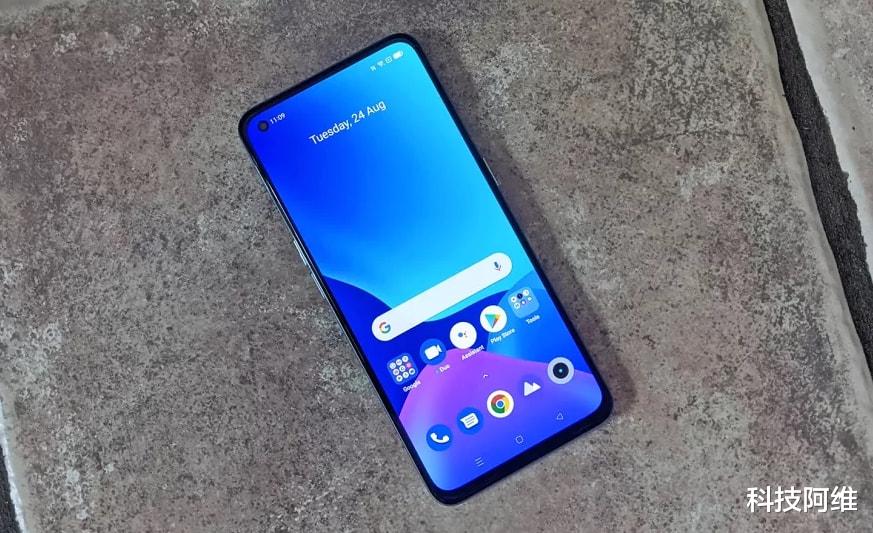 realme|从2599元跌至1599元，65W闪充+3200万，“13GB运存”手机跌至新低