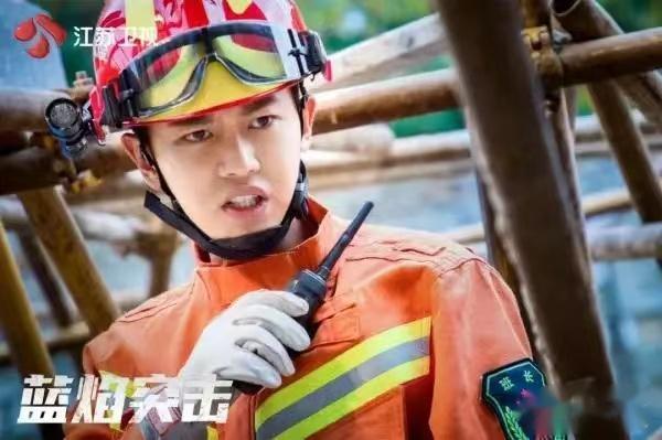 蓝焰突击|任嘉伦的《蓝焰突击》可惜了，如果上天再给它一次机会，请一定要看！