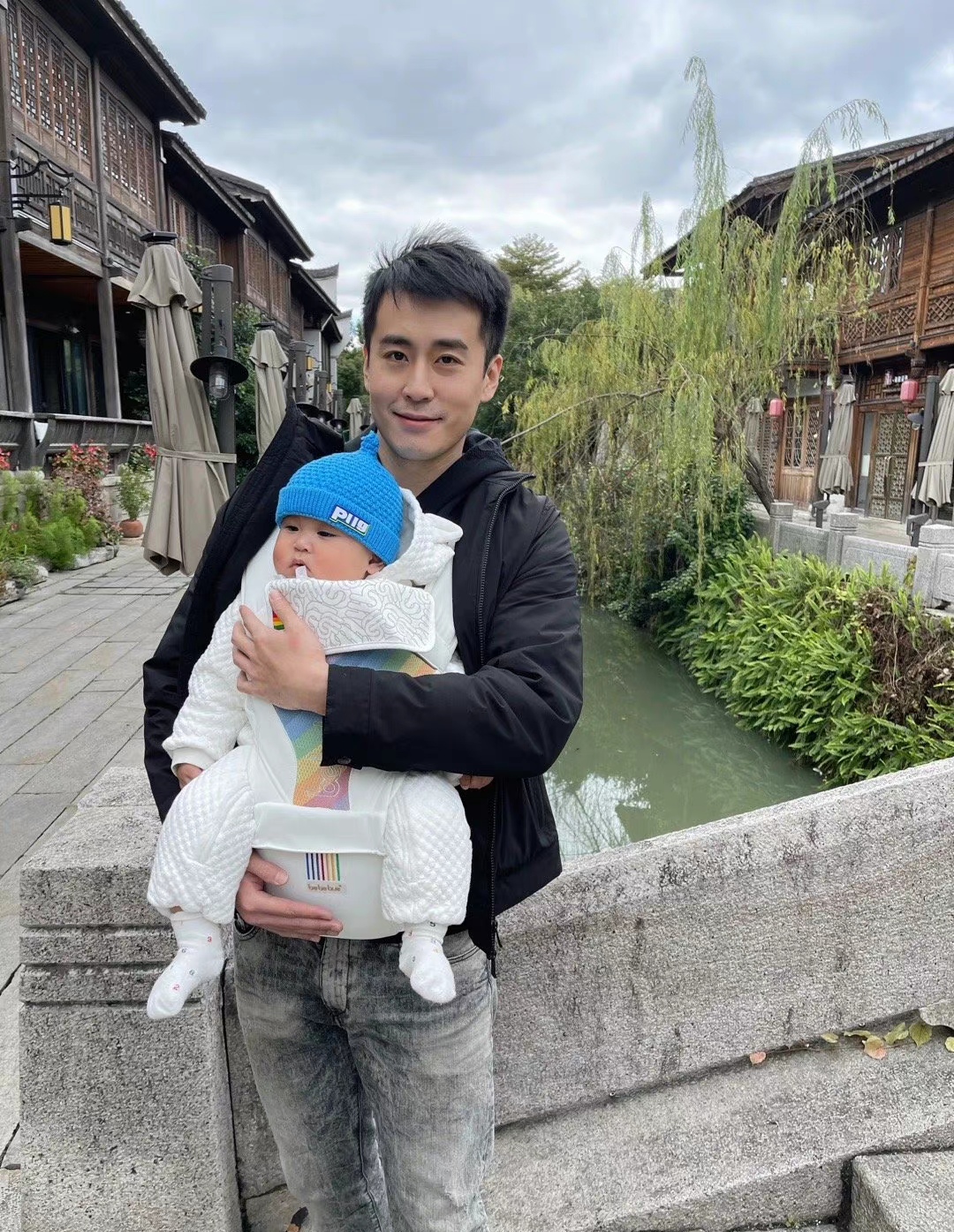 曾春蕾|曾春蕾晒家人正面照，宝宝可爱丈夫年轻，虽回归家庭但仍未退役