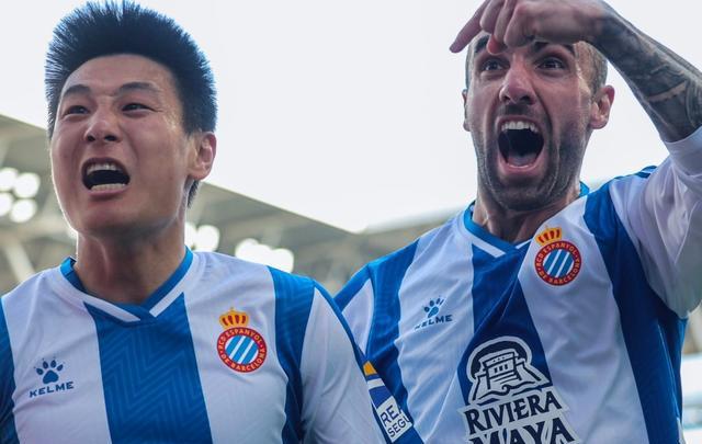 武磊|1-0！武磊绝杀梦回亚洲之巅，2年进1球，比肩孙兴慜帽子戏法！