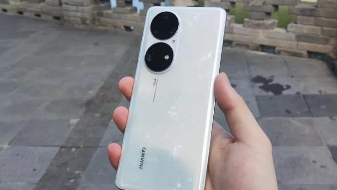 麒麟9000|鸿蒙已经用上了，mate40麒麟9000E，表示表现和麒麟9000不相上下