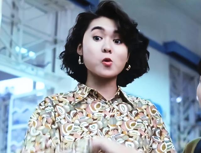 杨钰莹|53岁陈淑兰罕露面,曾赢李嘉欣夺最上镜港姐