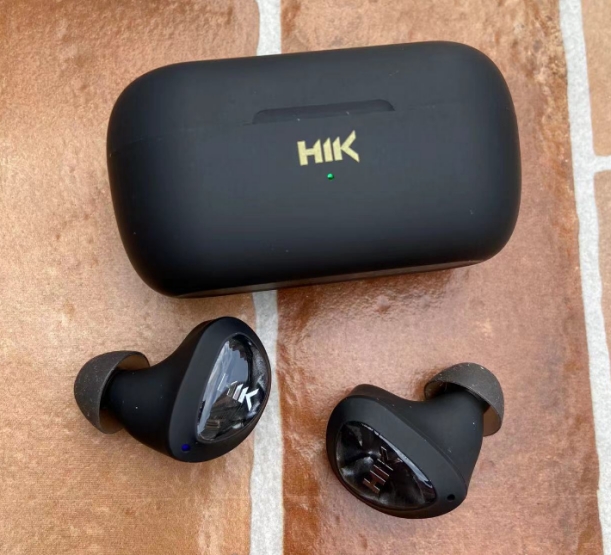 spring|氦刻HIK X5无线耳机，高颜值HiFi音质爱不释手