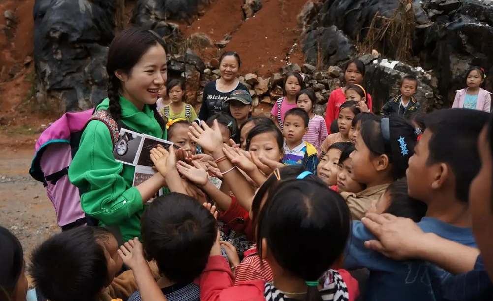 江一燕|江一燕的“消亡史”:从万众宠爱,到“臭名远扬”“声名狼藉”!