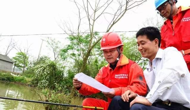 |鱼竿成絮人炸飞，重症监护成病危，绝缘层都防不住！