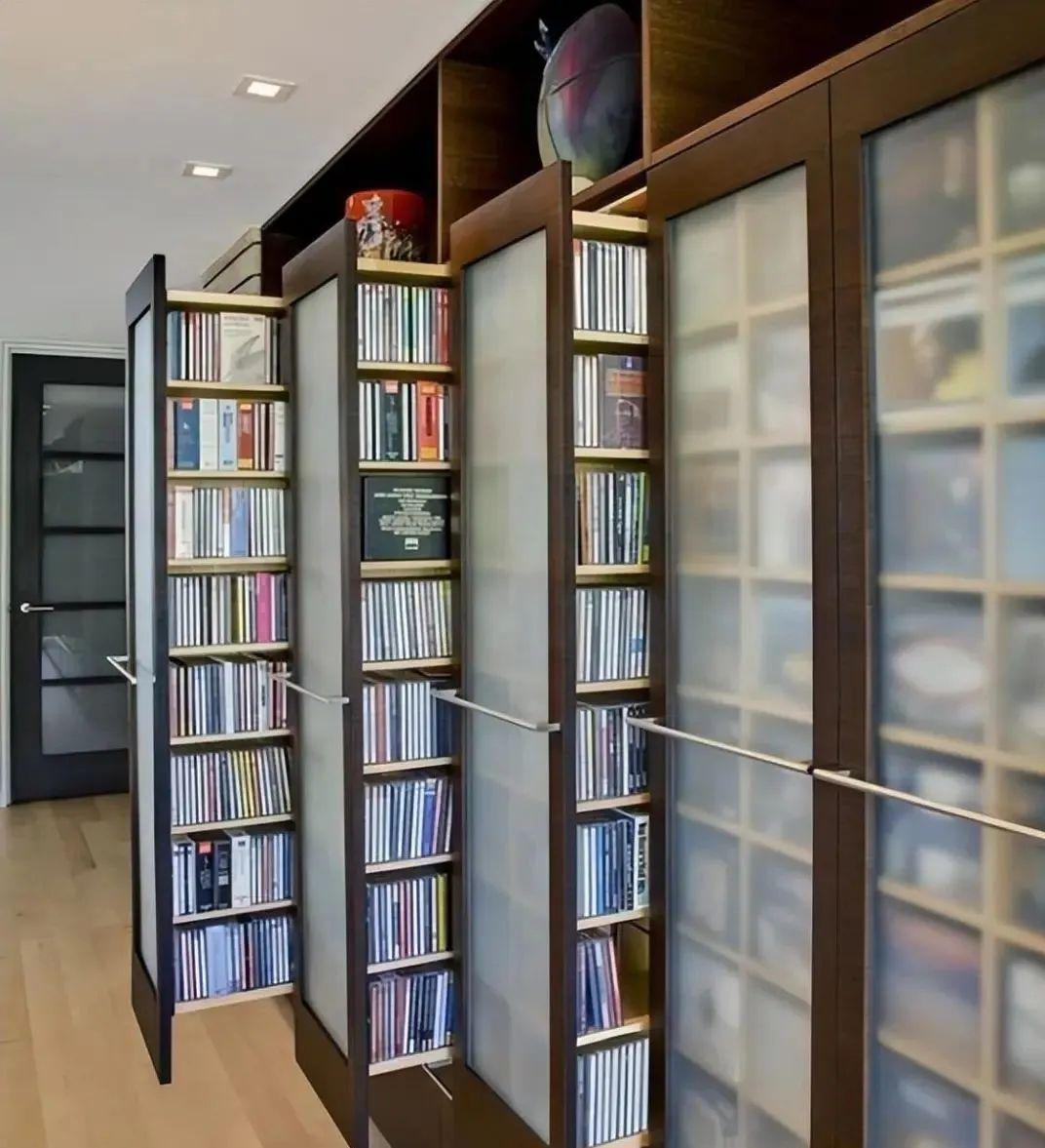 长话短说,同样的钱打柜子,6处留空改窄,便利性远超一般收纳柜