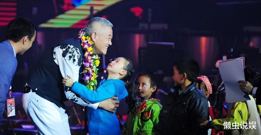 赵玉芳|赵本山女儿赵玉芳:“倒贴”300万下嫁穷小子,婚后被小4岁丈夫宠成宝