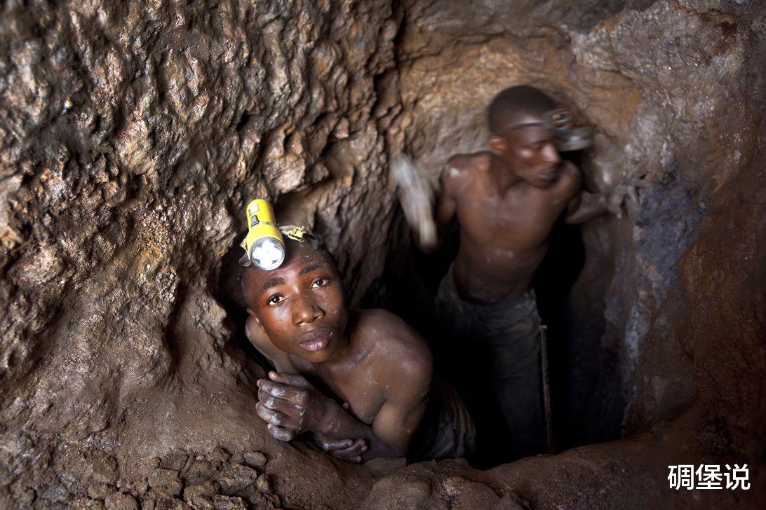 苹果公司|苹果因担心“冲突矿产”违规行为与 12 家供应商断绝关系